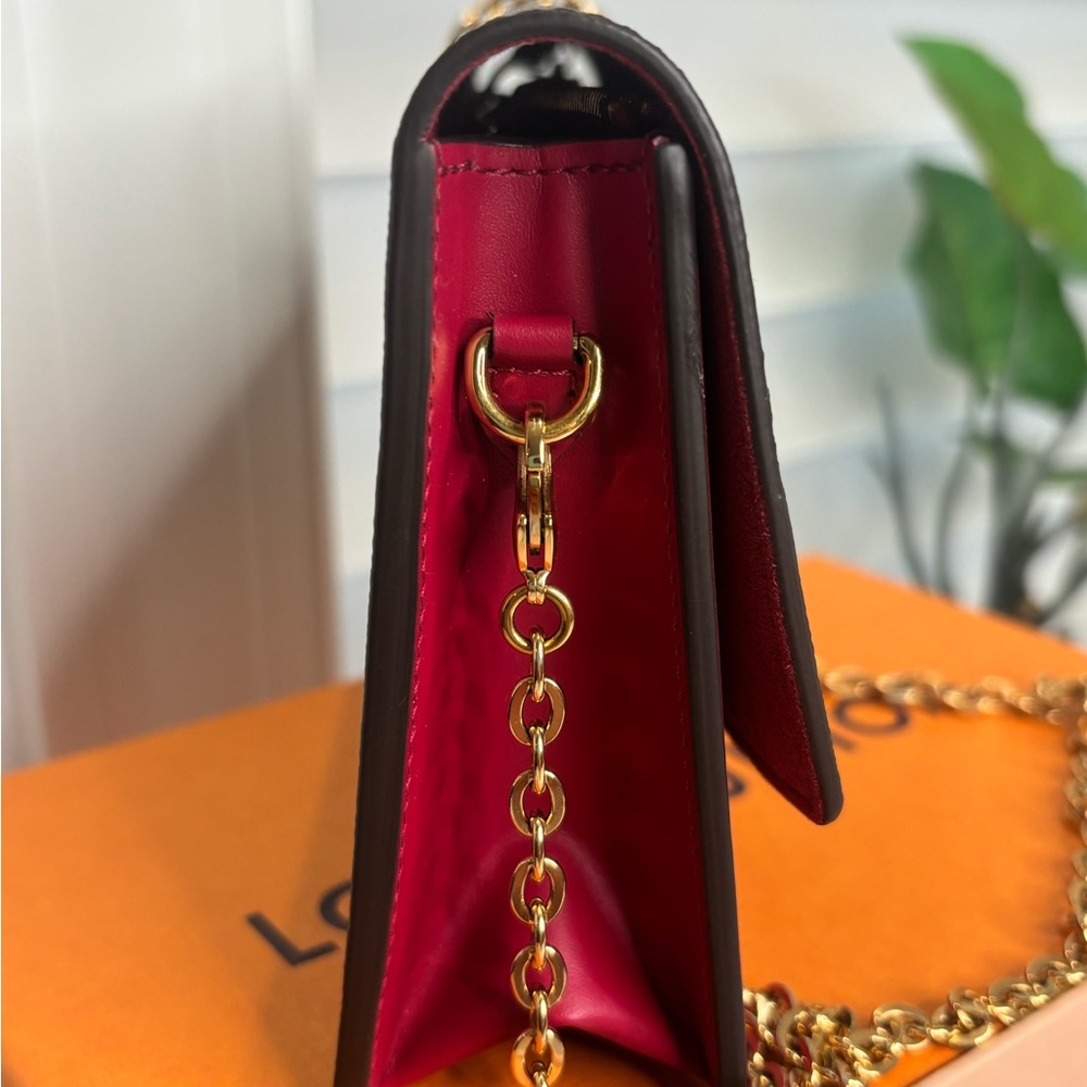 Louis Vuitton FLORE Brown and Pink Chain Wallet - Picture 4 of 12
